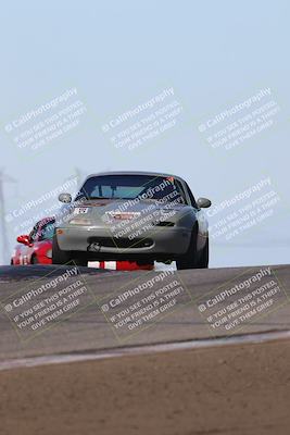 media/Oct-26-2025-CalClub SCCA (Sun) [[8ce1e69566]]/Group 5/Grapevine/
